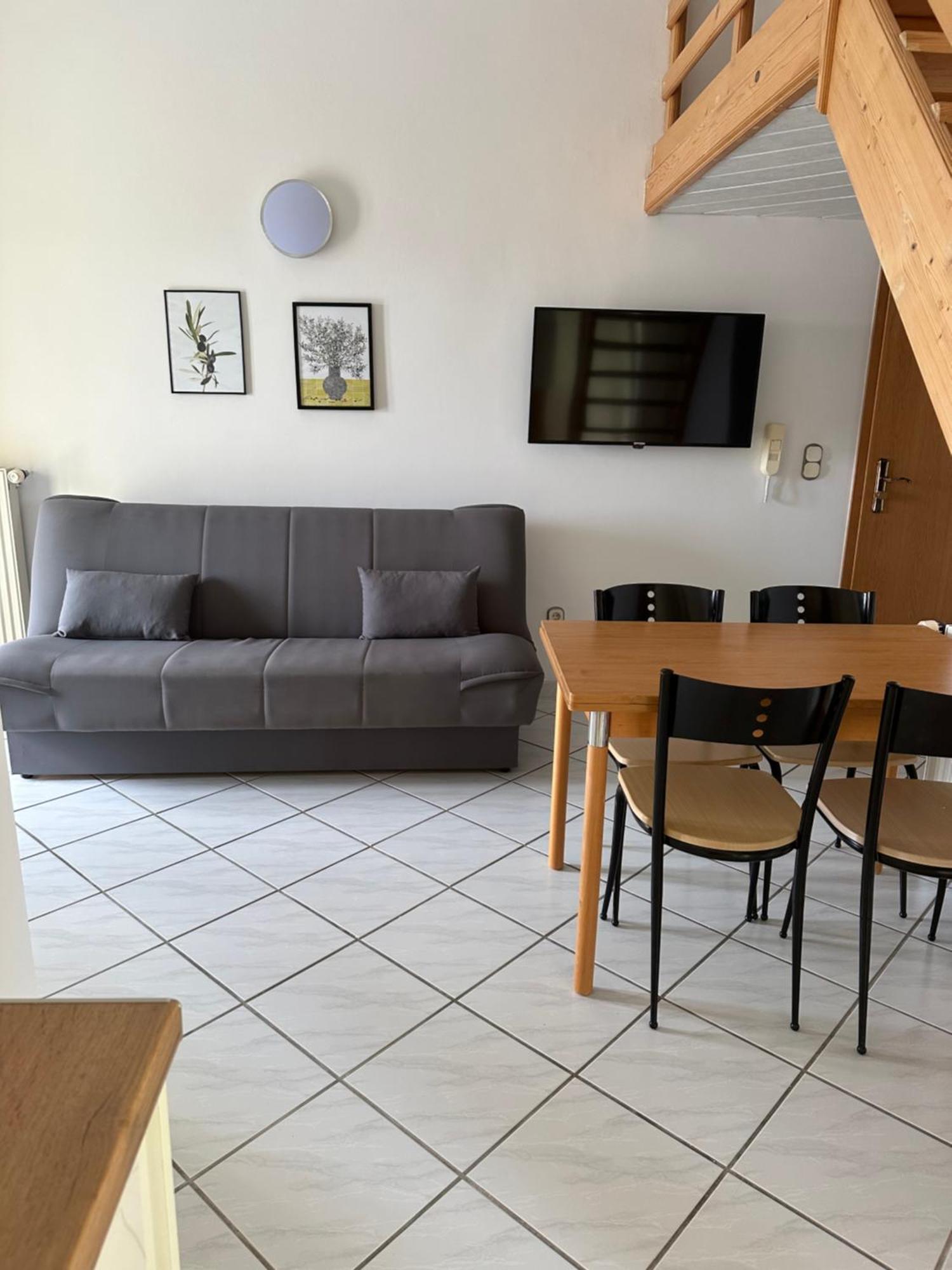 Apartments Jareb Трибунь Екстер'єр фото